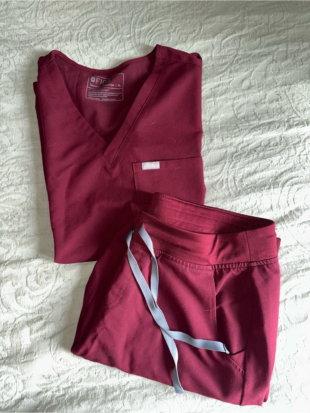 FIGS Maroon Scrub Set